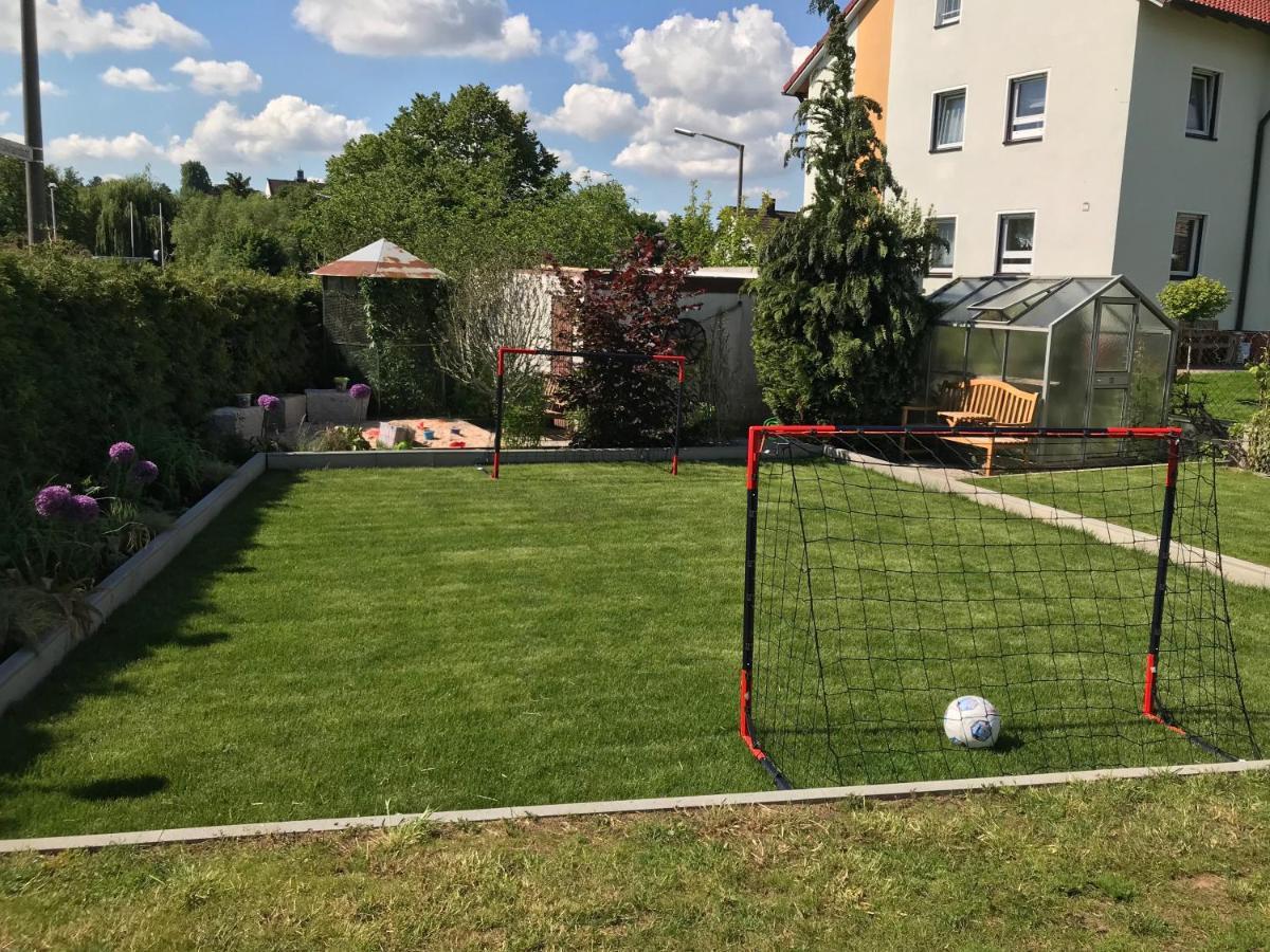 Hatzels Haeuschen Zirndorf Exteriör bild