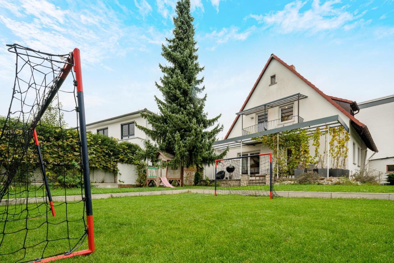 Hatzels Haeuschen Zirndorf Exteriör bild